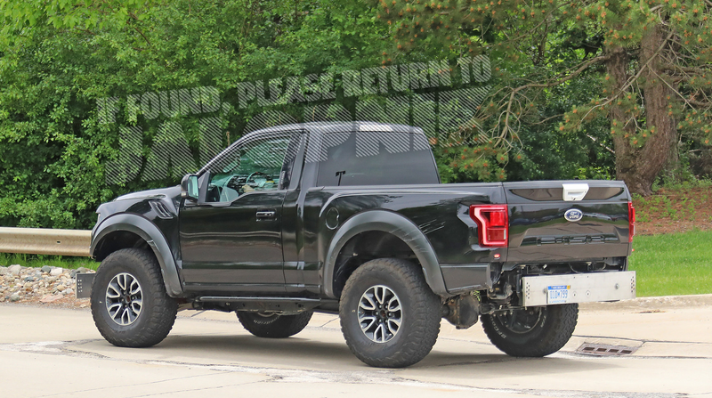 Illustration for article titled This Ford Bronco Test Mule Looks Kind of Fantastic Just as It Is